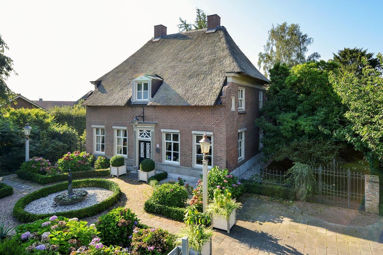 Bed and Breakfast De Oude Pastorie Macharen Exterior foto